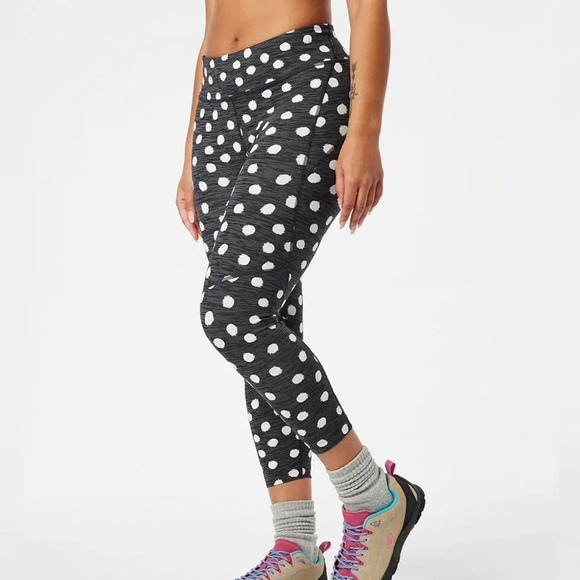 Outdoor Voices Pants - Outdoor Voices TechSweat 3/4 Leggings Polka Dot Athletic Athleisure Printed